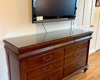Ethan Allen double dresser
