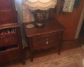 Nightstands match the dresser!