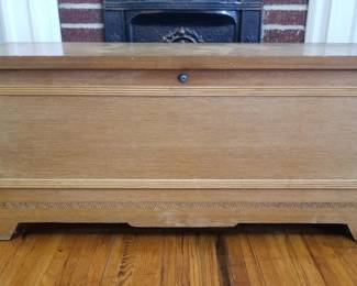 Vintage Lane Cedar Chest