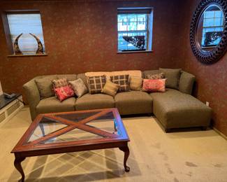 yes, the awesome sectional, the pillows and the table.. 