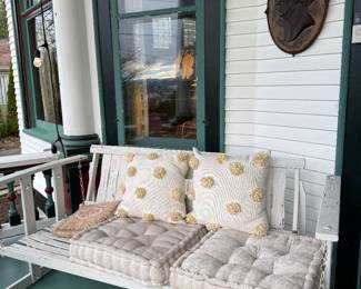 Vintage chippy swinging bench 