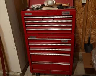 Tool chest