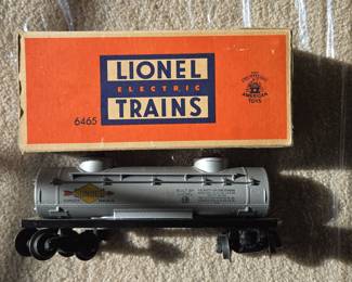 Lionel No. 6465 Sunoco "New Haven" Tank Car