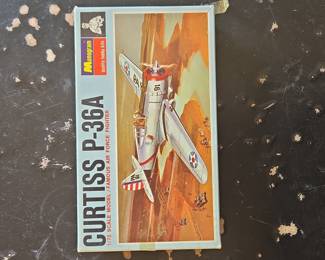 Monogram Curtiss P-36A Famous Air Force Fighter Model Kit