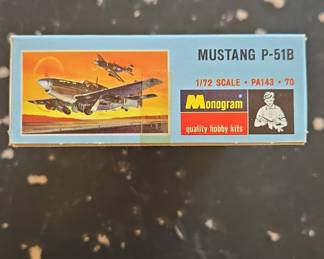 Monogram Mustang P-51B 1/72 Scale Model Kit