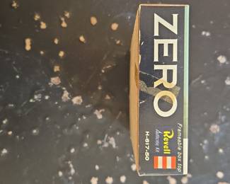 Revell Mitsubishi A6M5 Zero 1/72 Scale Authentic Kit