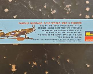 Monogram Mustang P-51B 1/72 Scale Model Kit