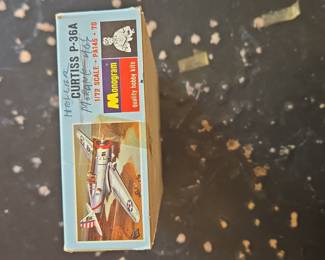 Monogram Curtiss P-36A Famous Air Force Fighter Model Kit