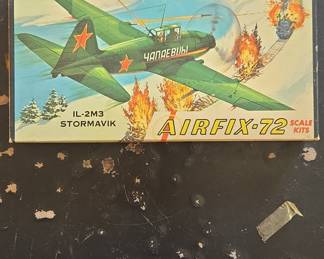 Airfix 1/72 Scale IL-2M3 Stormovik Model Kit