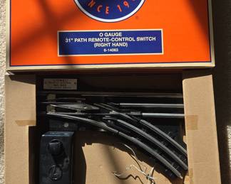 Lionel O Gauge 31" Path Remote-Control Switch (Right Hand)
