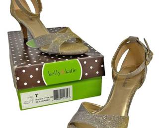 NEVER WORN Gold Glitter Heels 