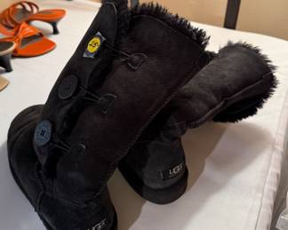 UGGs