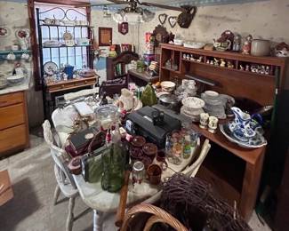 Eat in Kitchen area.  Enter front door/ only door, go down hallway on right.  Table comes with 4 chairs,