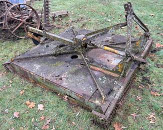 Brush hog 5 1/2 foot - gear box spins