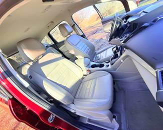 2013 Ford C-MAX Energi SEL Wagon 4D - 150,600 miles - Hybrid - runs great!