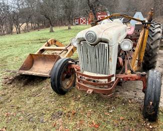 1953 ford tractor Golden Jubilee w/ 40” bucket