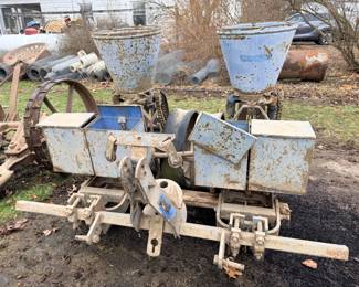 Burch 2 Row Planter