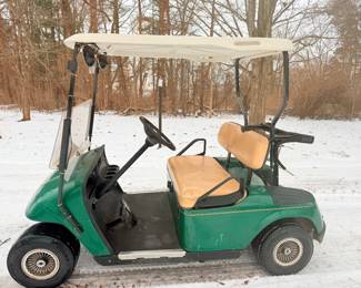 EZGO golf cart - excellent working condition