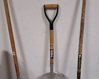 SHOVELS