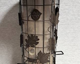 BIRD FEEDER