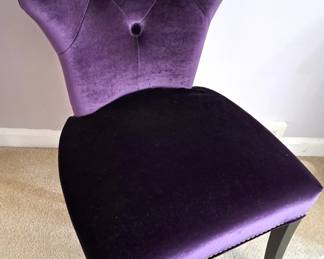 VELVET CHAIR 