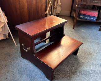 Henkel Harris bed steps