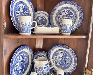 Beautiful blue Willow collection