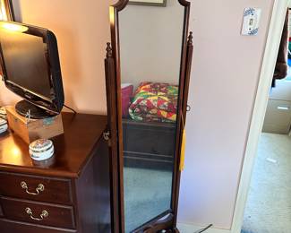 Henkel Harris Floor mirror