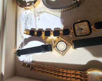 RARE, VINTAGE JUVENIA OPENED BACK WATCH