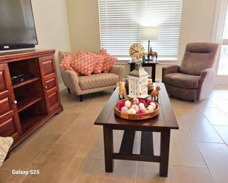 Wooden Coffe Table:
48in W x 24in D x 19in H