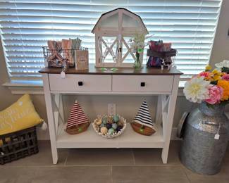 Farm Buffet Style Table:
39 1/2in W x 14in D x 32in H