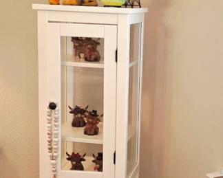 16 1/2 in W x 15in D x 51 1/2in H