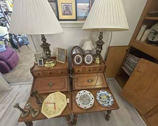 Rosenberg Estate Sale featuring a pair of brass lamps and a coffee table with matching vintage side tables. A coordinated furniture set with classic style and warm brass accents.