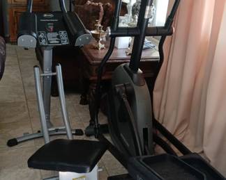 Horizon Fitness Evolve folding elliptical trainer