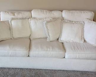 LC048Wicker Rattan Creme Cushioned Sofa