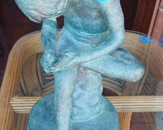 LC087Plaster statue of boy with thorn