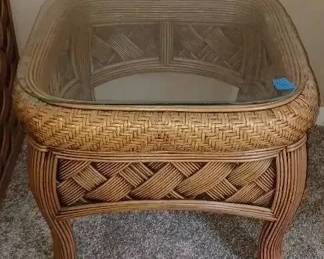 LC053Glass Top Wicker Rattan End Table