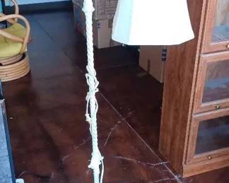 LC083Vintage painted iron floor lamp