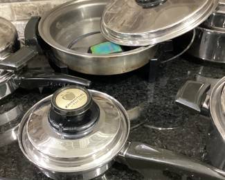 Kitchen Craft West Bend  Set