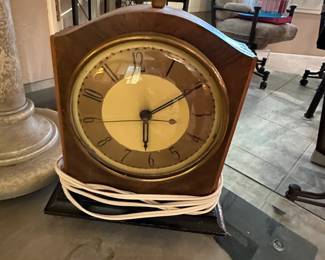 Hammond Chronmaster Electric Mantle Clock