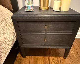 PAIR OF NIGHTSTANDS: ARHAUS