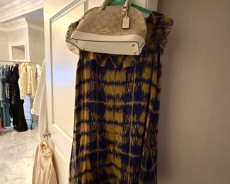 LARGE COLLECTION OF WOMEN'S CLOTHING: COACH, RALPH LAUREN PURPLE LABEL, CHLOE, PRADA, ALO, LULULEMON, ETC.