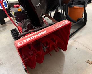 TROY BILT SNOW BLOWER