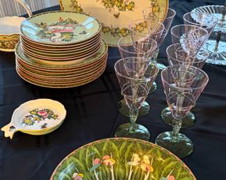 WILLIAM AND SONOMA: DISHES & STEMWARE