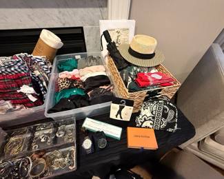 ACCESSORIES, PAJAMAS