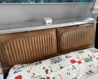 RESTORATION HARDWARE QUEEN BED