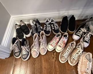 LARGE WOMEN'S SHOE COLLECTION....SOME NEVER WORN:  PRADA, CHLOE, VALENTINO, GUCCI, WEITZMAN, HOKA, ETC.