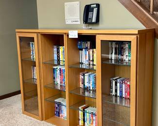 GLASS SLIDING DOOR DISPLAY CABINET