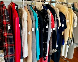 LADIES CLOTHING MEDIUM SIZE