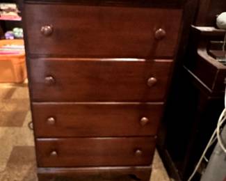 CHEST OF DRAWERS
